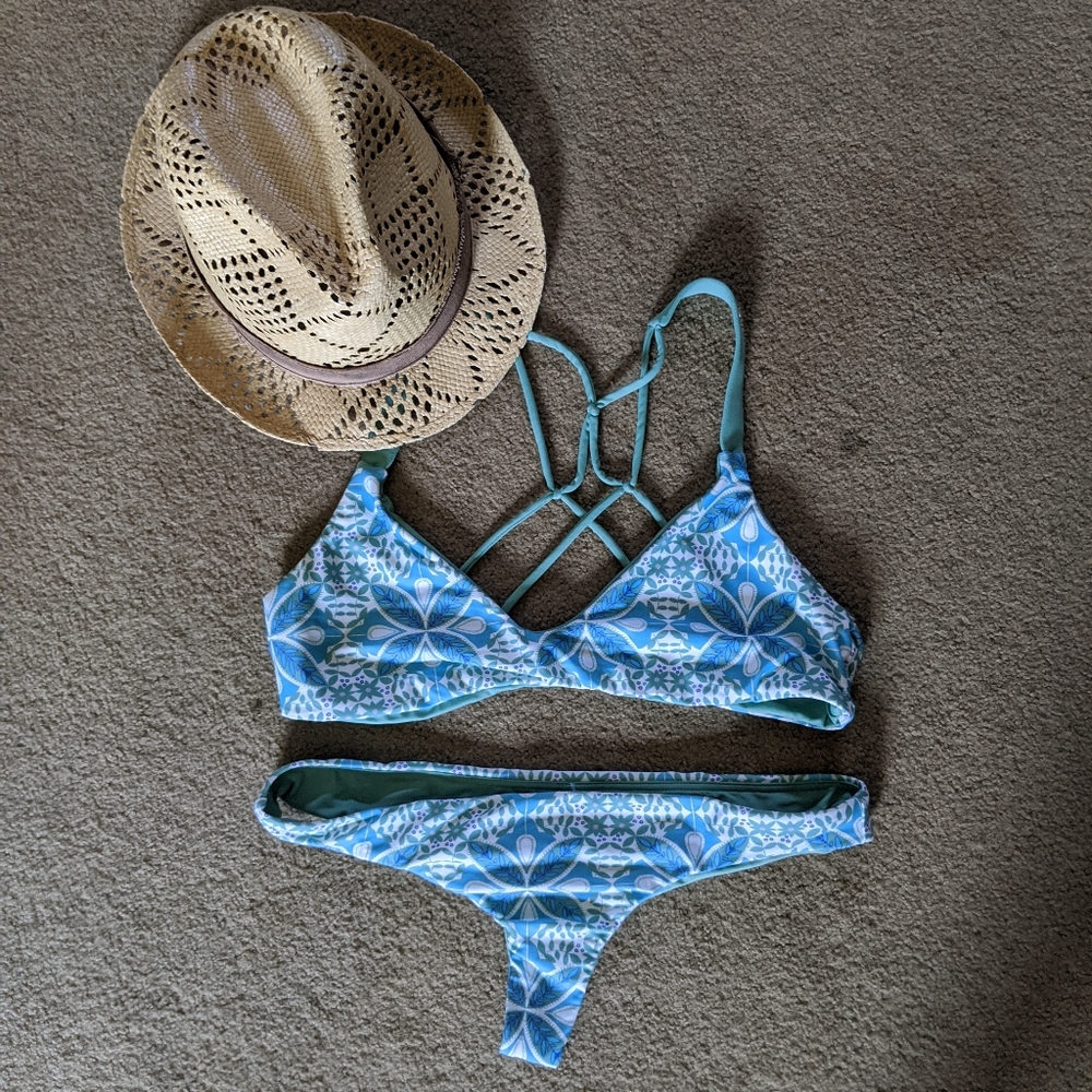 B swim bikini